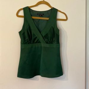 Banana Republic emerald green silk top. Side zipper for a tailored fit.